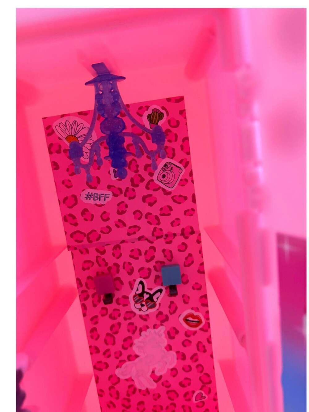 Real Littles Collectible Micro Locker - Picture 4 of 6